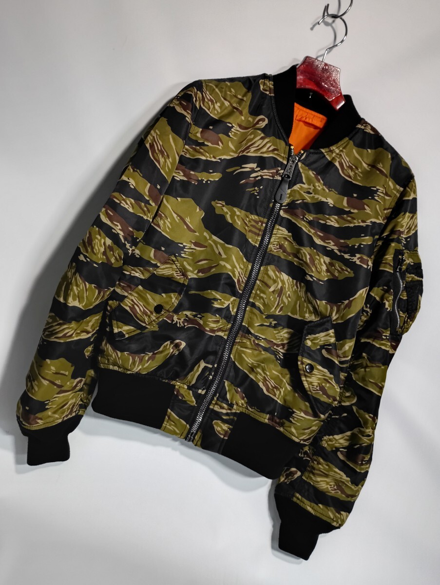 ALPHA INDUSTRIES アルファインダストリーズ　タイガーストライプ　迷彩　カモフラージュ柄　MA-1 ミリタリー　フライトジャケット　S