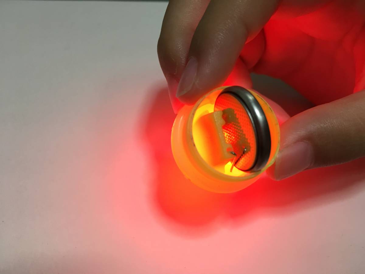 送料無料　LED 電気うき 3こset　電池付き　タチウオ　メバル　シーバス　イカ　青物　サビキ チヌ アジ