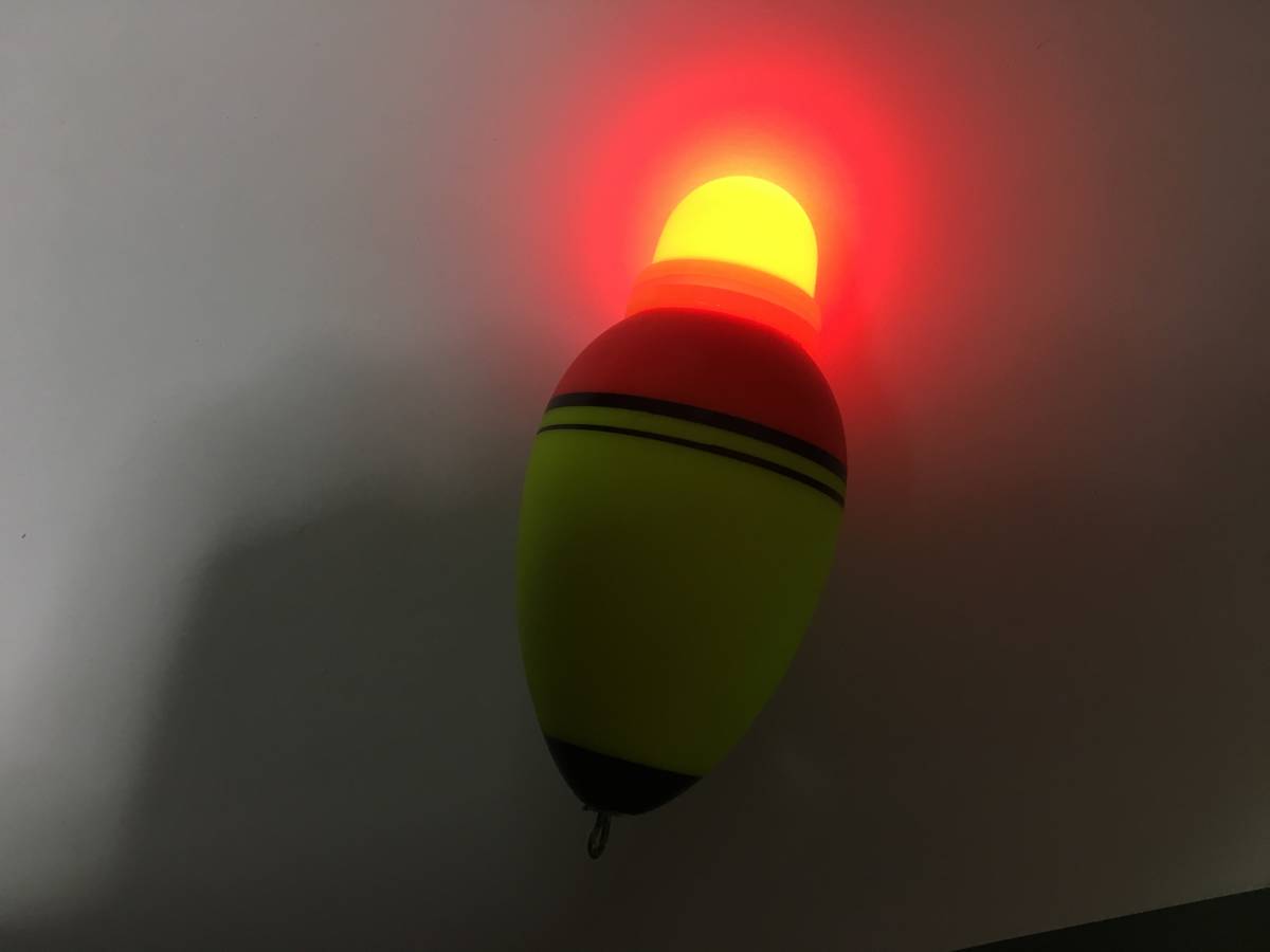 送料無料　LED 電気うき 3こset　電池付き　タチウオ　メバル　シーバス　イカ　青物　サビキ チヌ アジ