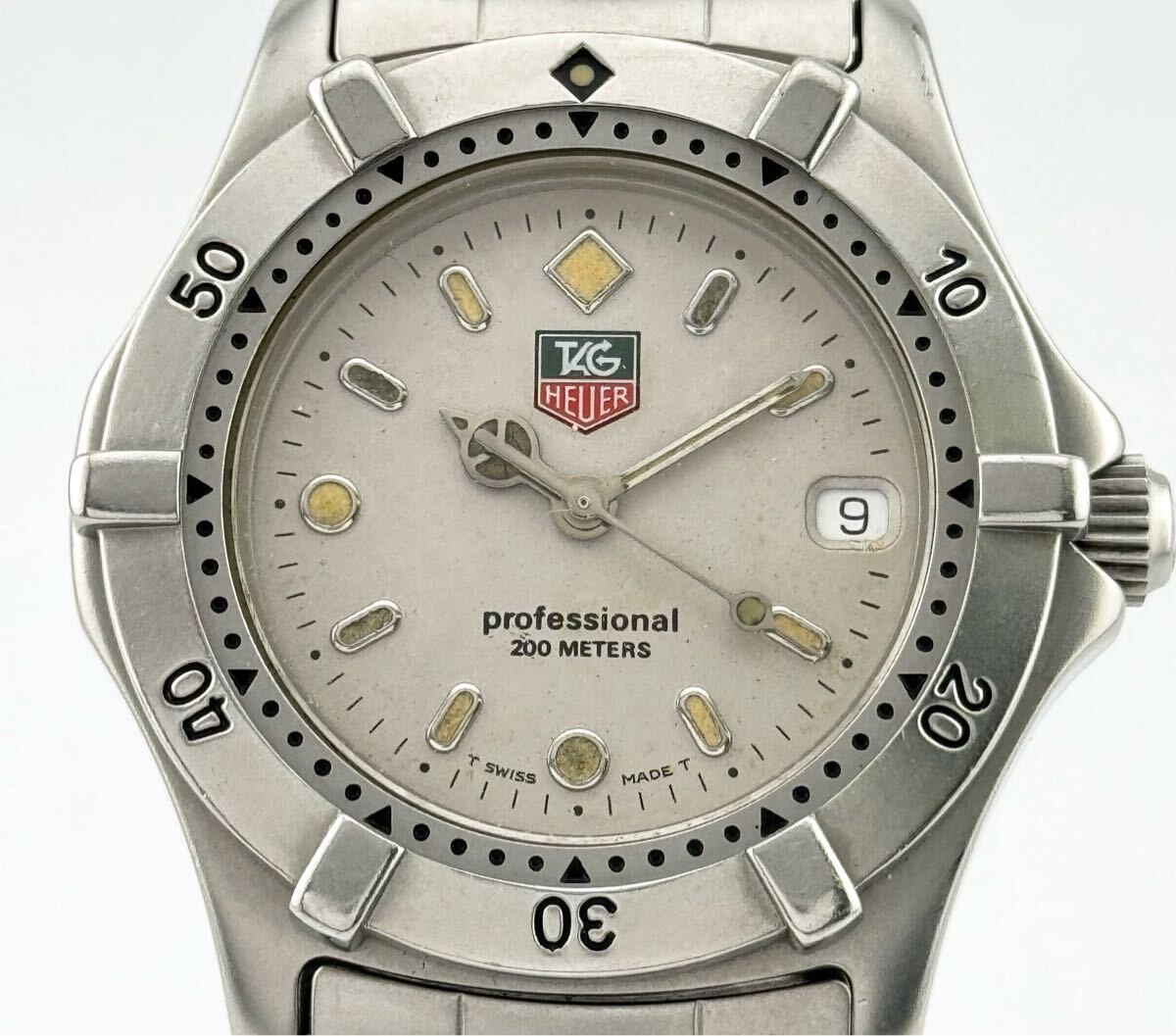 【タグホイヤー　１円～】　「TAGHEUER」 　WE1211-R プロフェッショナル200m シルバー　腕時計 クォーツ　B222W89