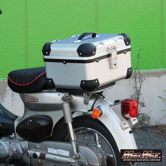 MADMAX バイク用品 オートバイ用 リアボックス E568 トップケース アクロス 28L シルバー/バイクボックス アウトドア 収納【送料800円】