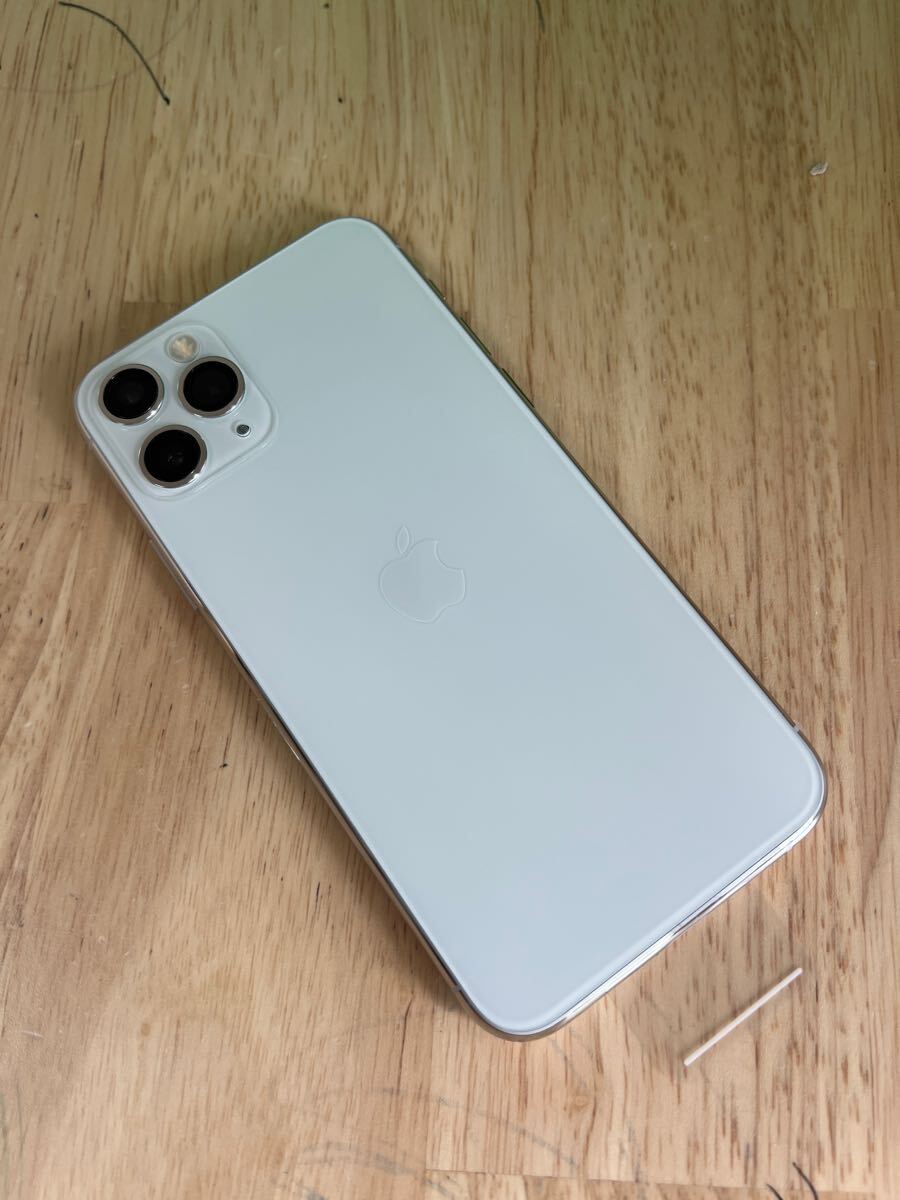 新品未使用 SIMフリー iPhone 11 Pro 256GB シルバー バッテリー100%