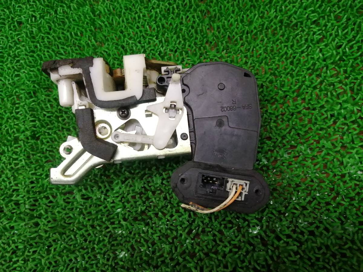 送料600円　ライフ JB5 JB7 JB6　リア右 ドアロックアクチュエーター 動作確認OK ドアロックソレノイド リヤ右 後ろ右_画像3