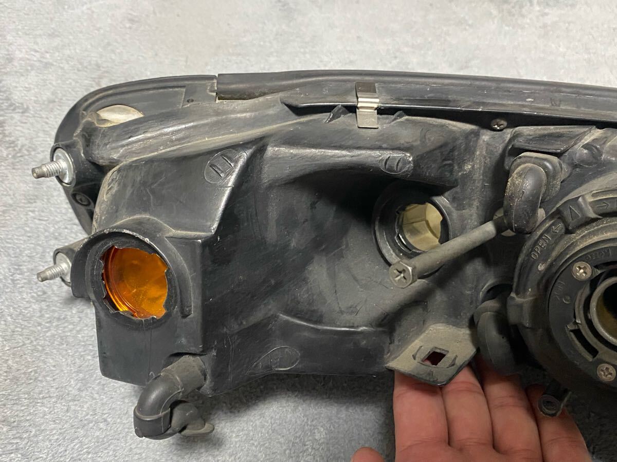 H12 ソアラ JZZ31 3.0GT JZZ30 UZZ30 UZZ31 純正 ヘッドライト 左 ハロゲン ヘッドライト_画像5