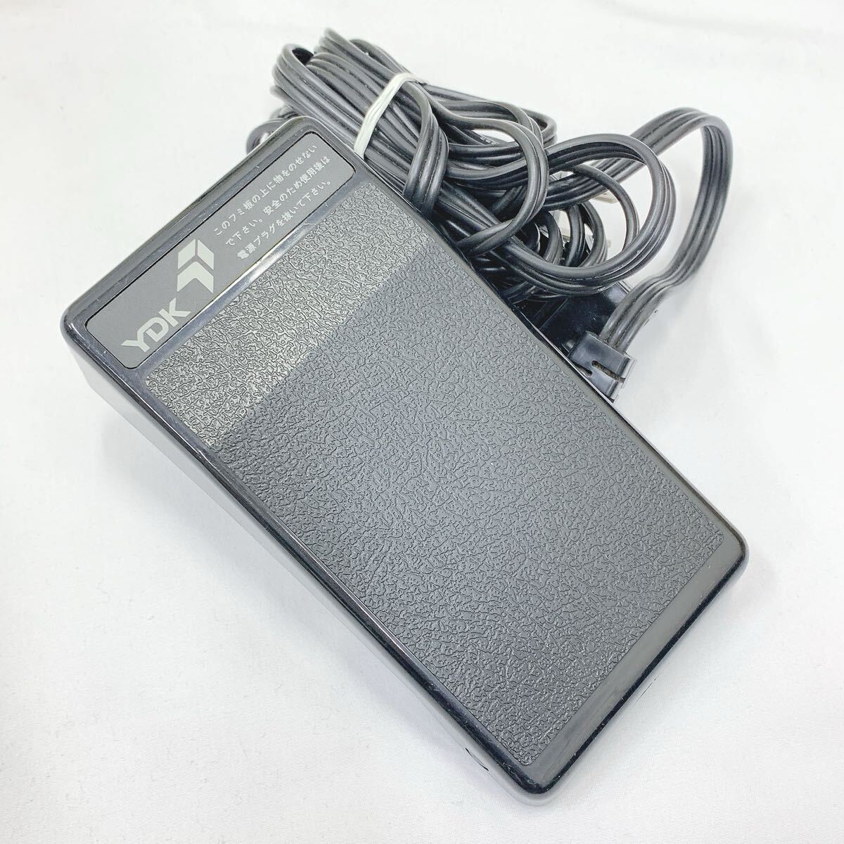  прекрасный лошадь . машина mammylock ML-325L мумия швейная машинка с оверлоком швейная машинка с оверлоком рукоделие ручная работа foot педаль имеется R.0521