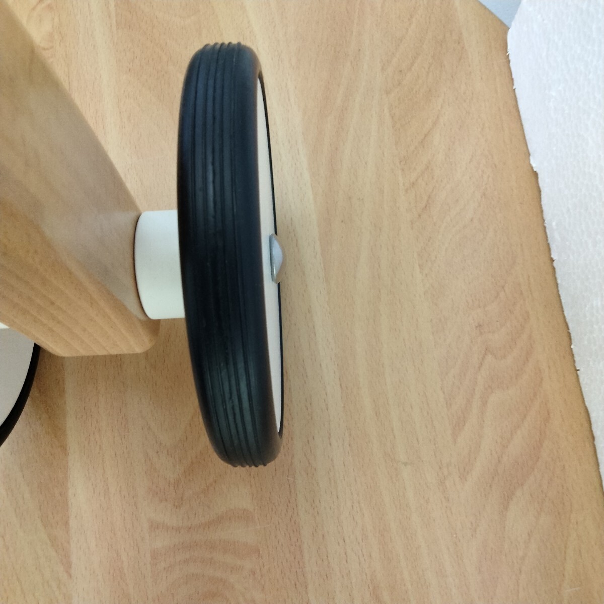 ボーネルンド　木の四輪バイク　子供用　グレー　bajocycle　bajo　中古