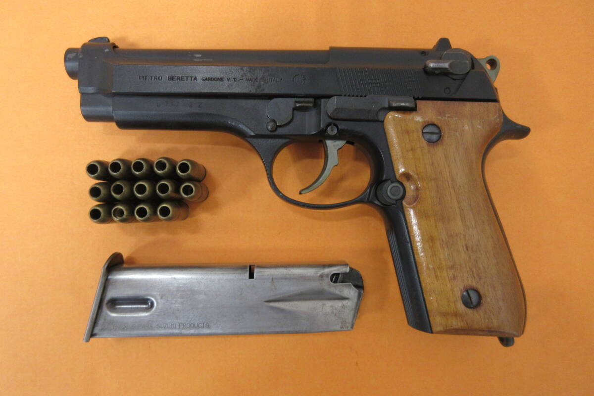 123) ジャンク スズキ モデルガン ベレッタ M92SB 木制グリップ カートリッジ付き