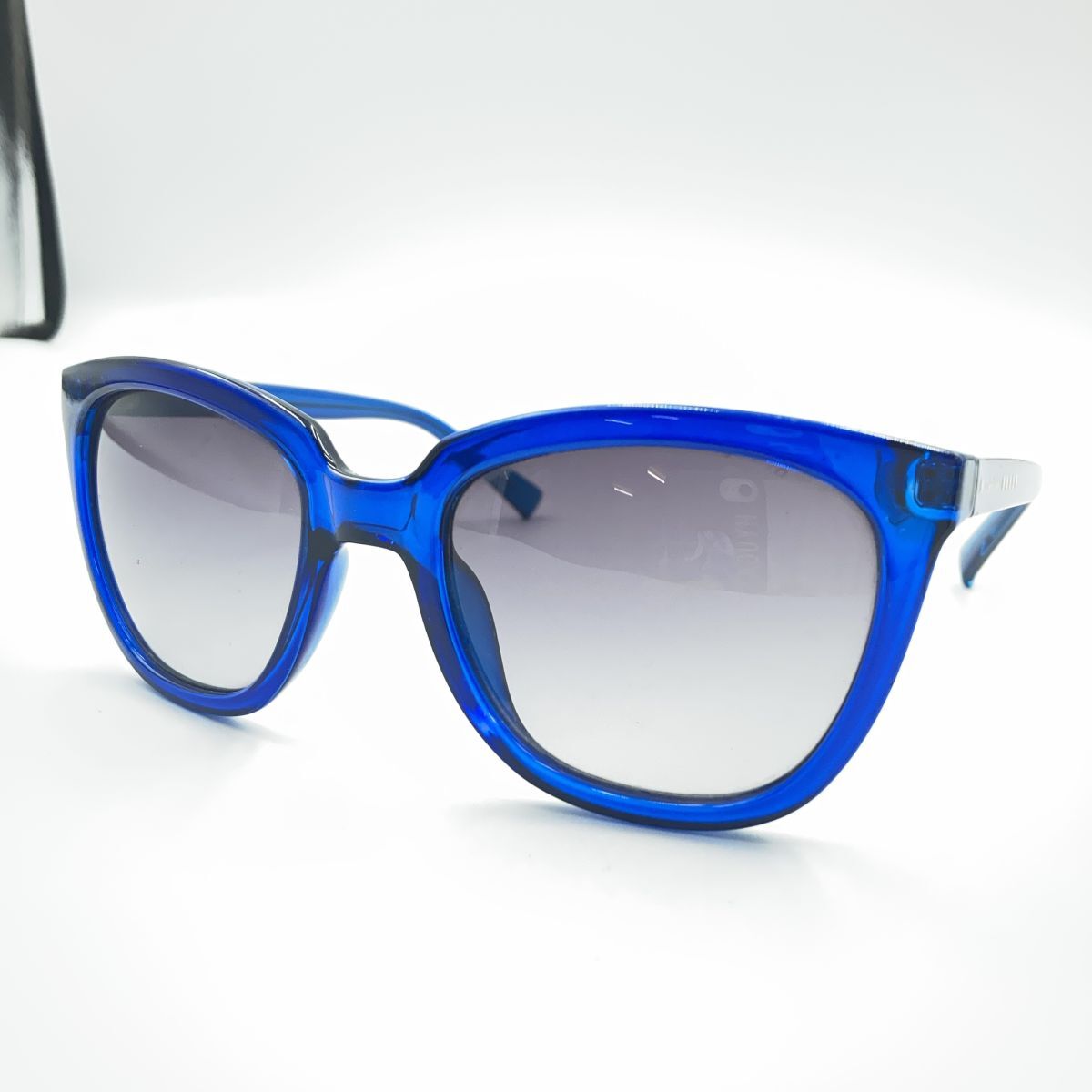 Calvin Klein R711S 426 カルバンクライン　サングラス　アイウェア　