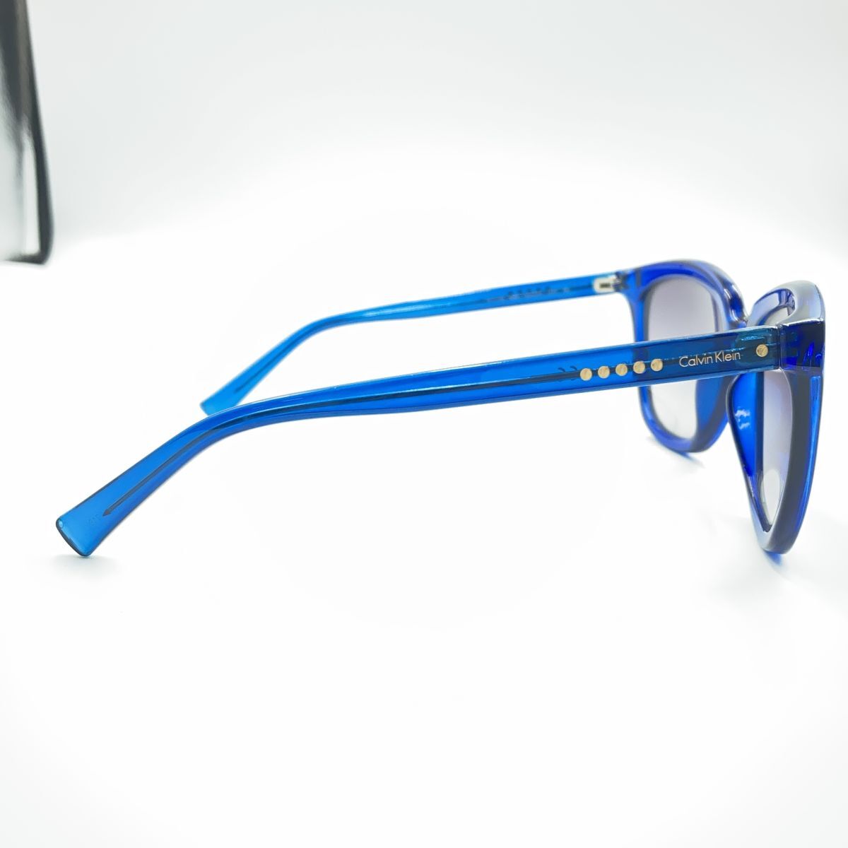 Calvin Klein R711S 426 カルバンクライン　サングラス　アイウェア　