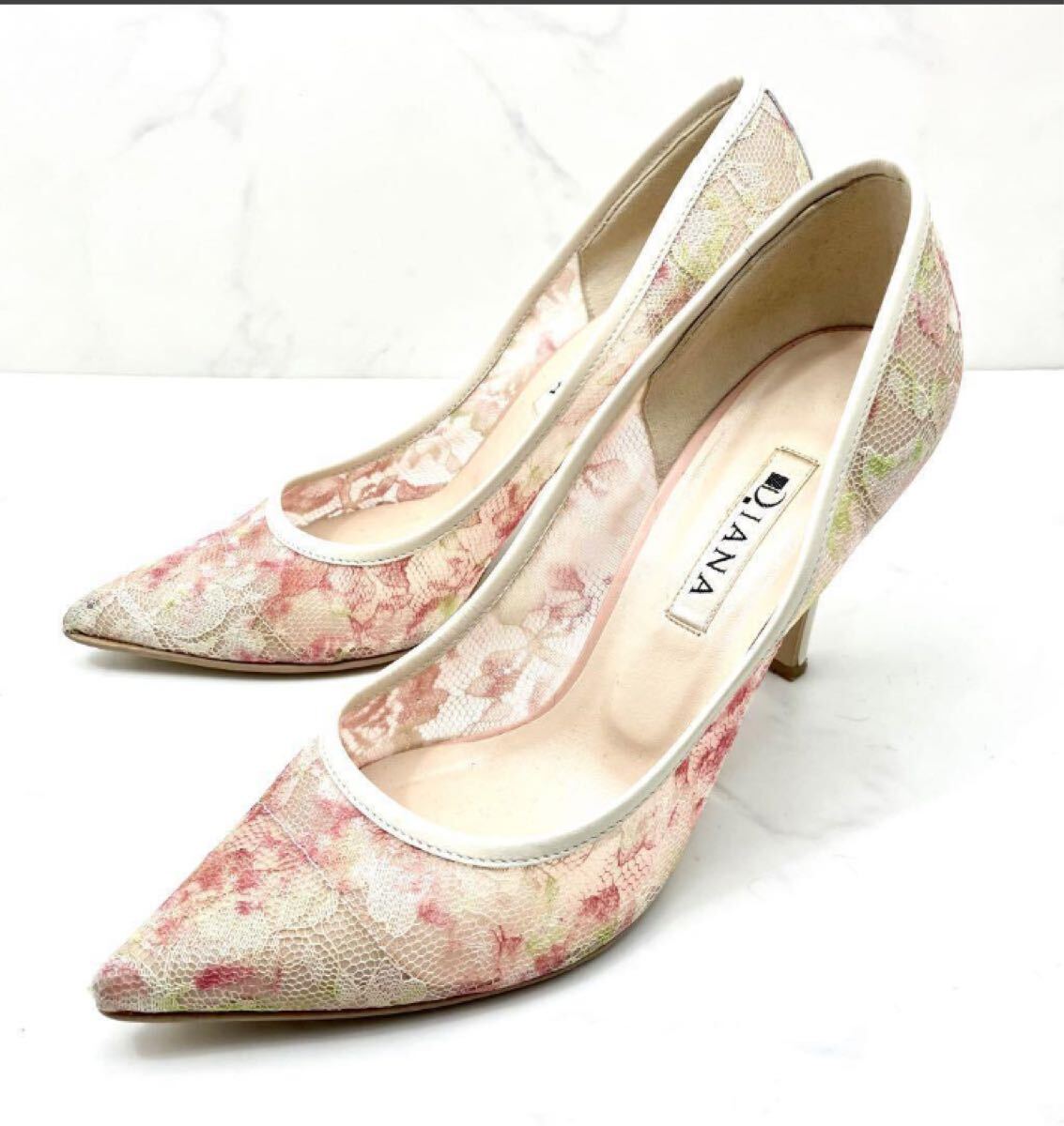 338【美品】DIANA ダイアナ 花柄レース×レザーパンプス ホワイト×ピンク系 ポインテッドトゥ ピンヒール ハイヒール 23.0cm 白レディース