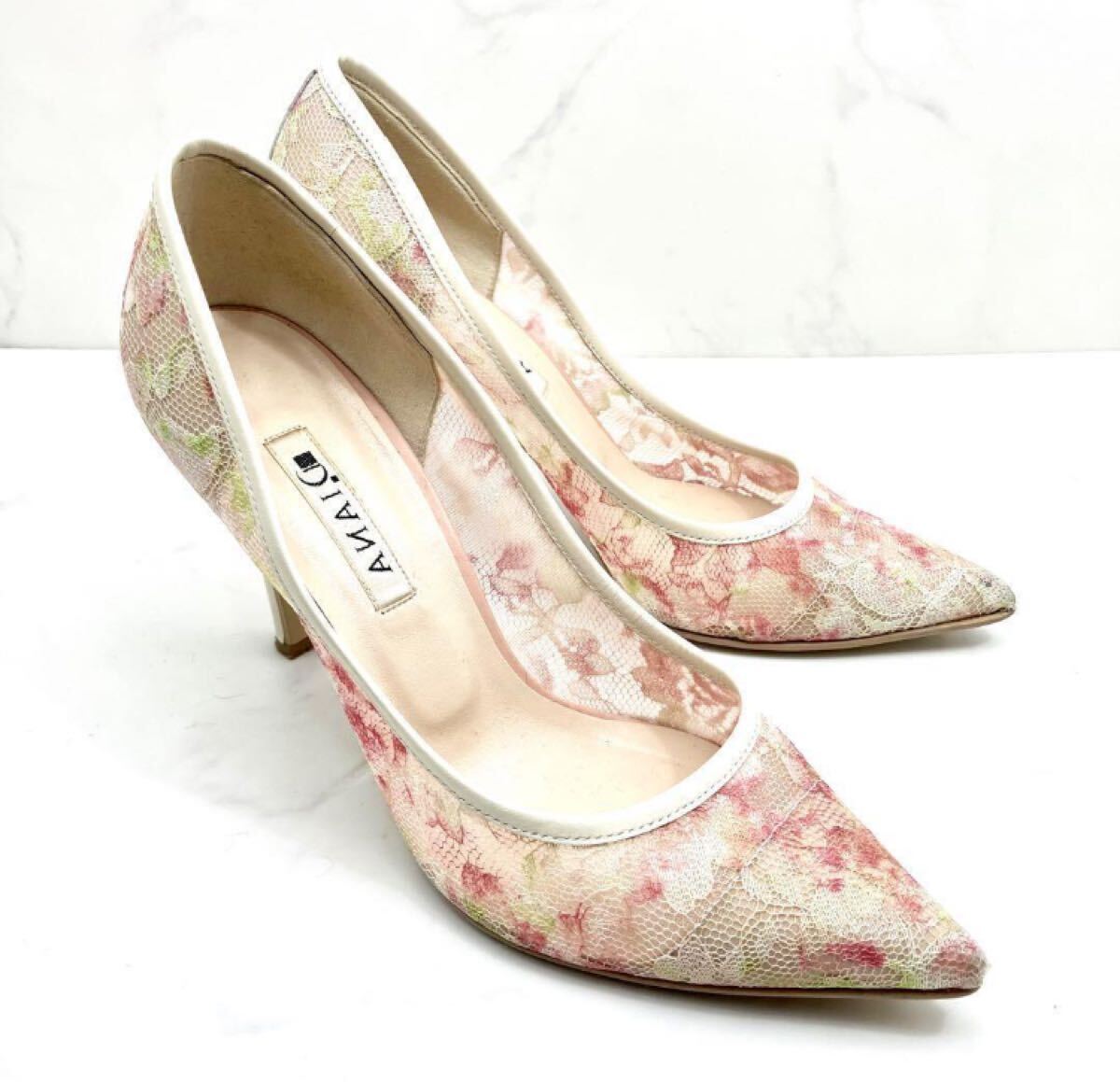 338【美品】DIANA ダイアナ 花柄レース×レザーパンプス ホワイト×ピンク系 ポインテッドトゥ ピンヒール ハイヒール 23.0cm 白レディース