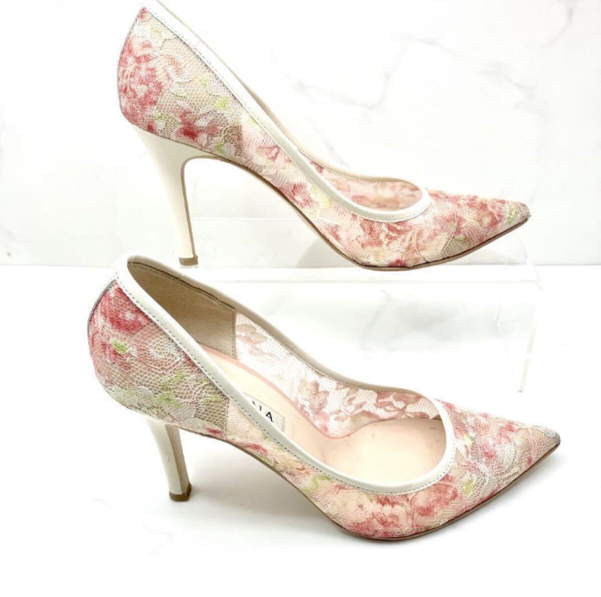 338【美品】DIANA ダイアナ 花柄レース×レザーパンプス ホワイト×ピンク系 ポインテッドトゥ ピンヒール ハイヒール 23.0cm 白レディース