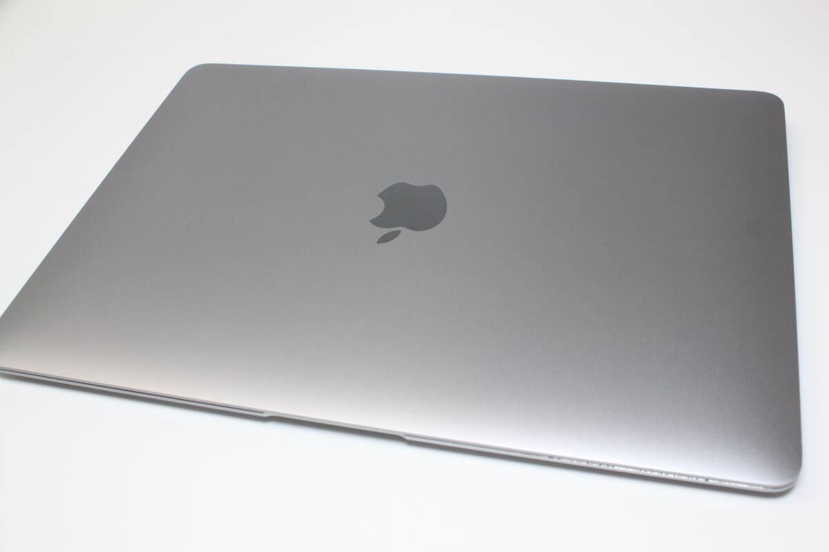 MacBook Air（M1，2020）256GB/8GB〈MGN63J/A〉⑤