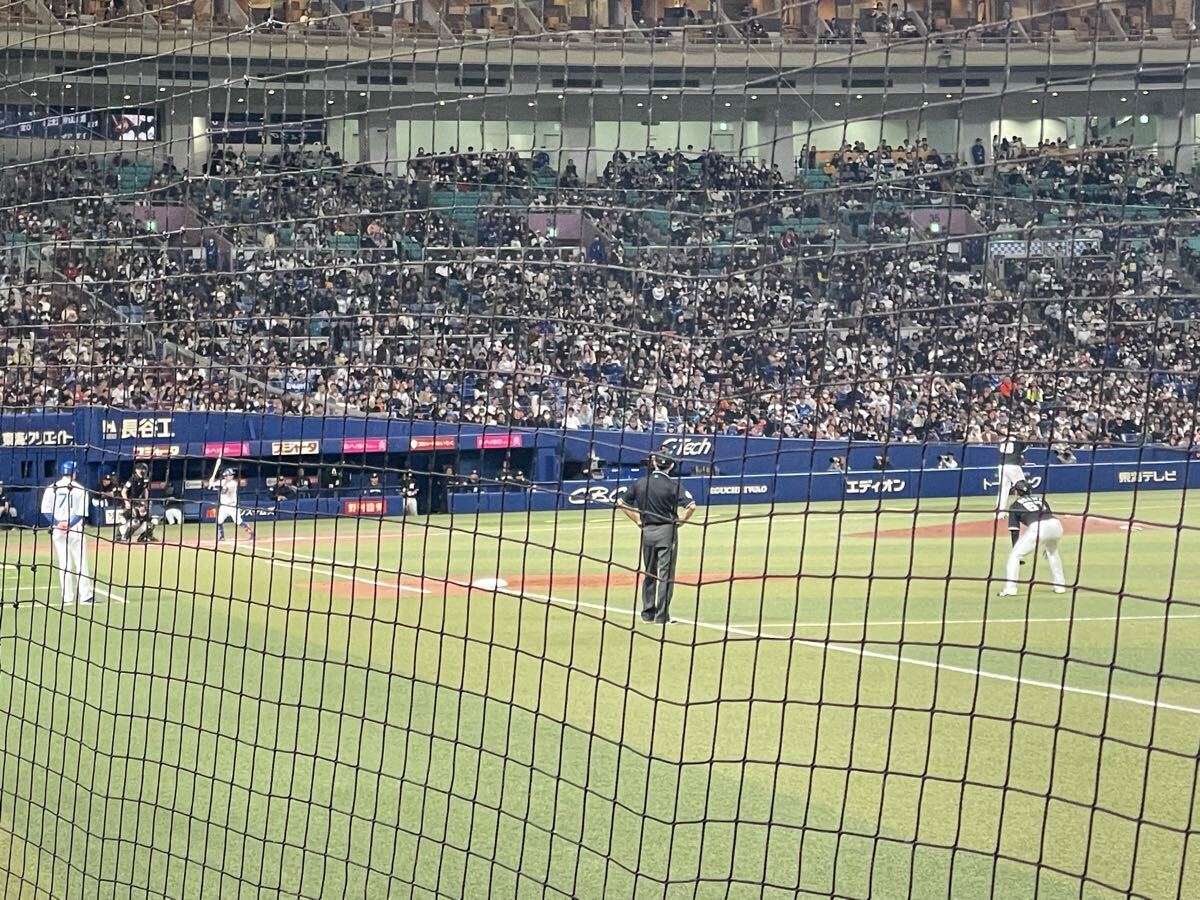 7月29日火曜18時バンテリンドーム中日対読売1塁側(cè)エメラルド3-6列1枚