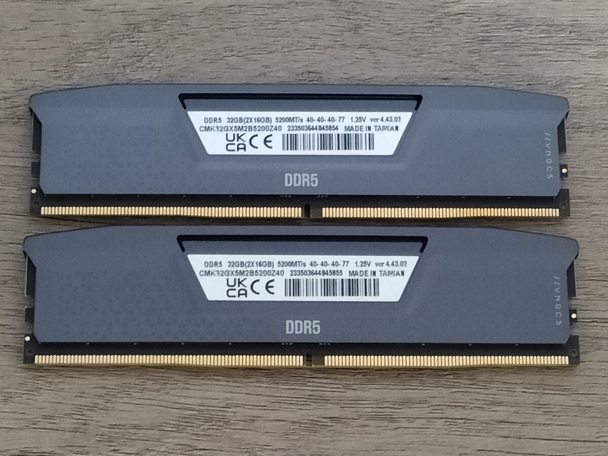 CORSAIR VENGEANCE DDR5 5200MHz 16GB×2枚 計32GB 【デスクトップ用メモリ】