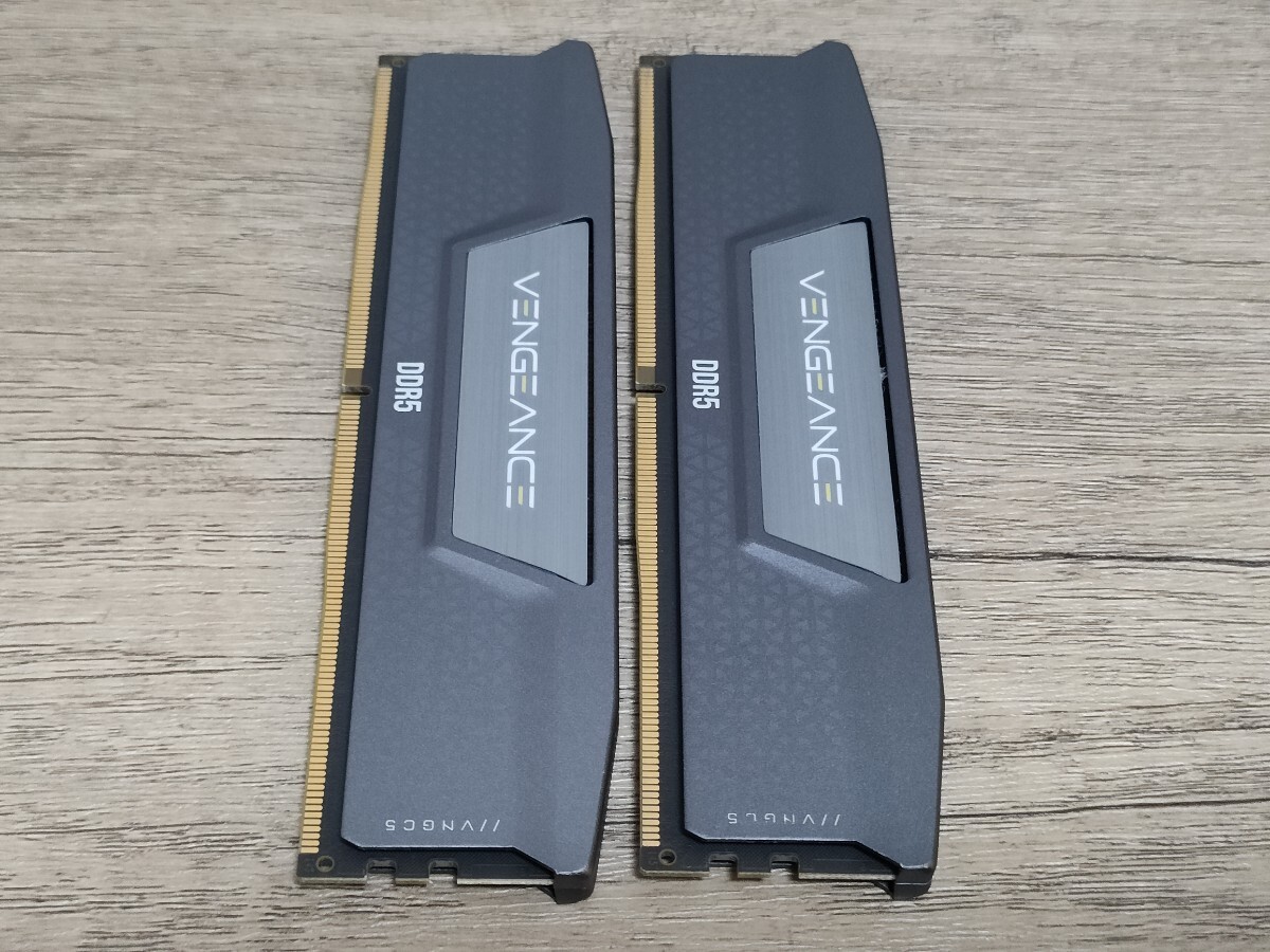 CORSAIR VENGEANCE DDR5 5200MHz 16GB×2枚 計32GB 【デスクトップ用メモリ】