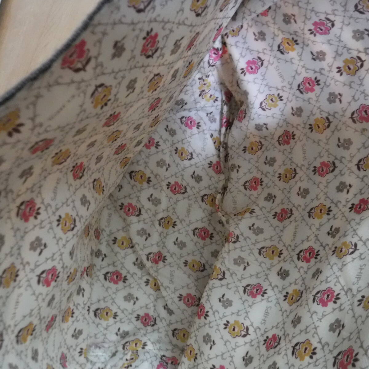 稅不要特価 美品!SHIPS シップス デニム色×カラフルボーダー 男女OK トートバッグ?