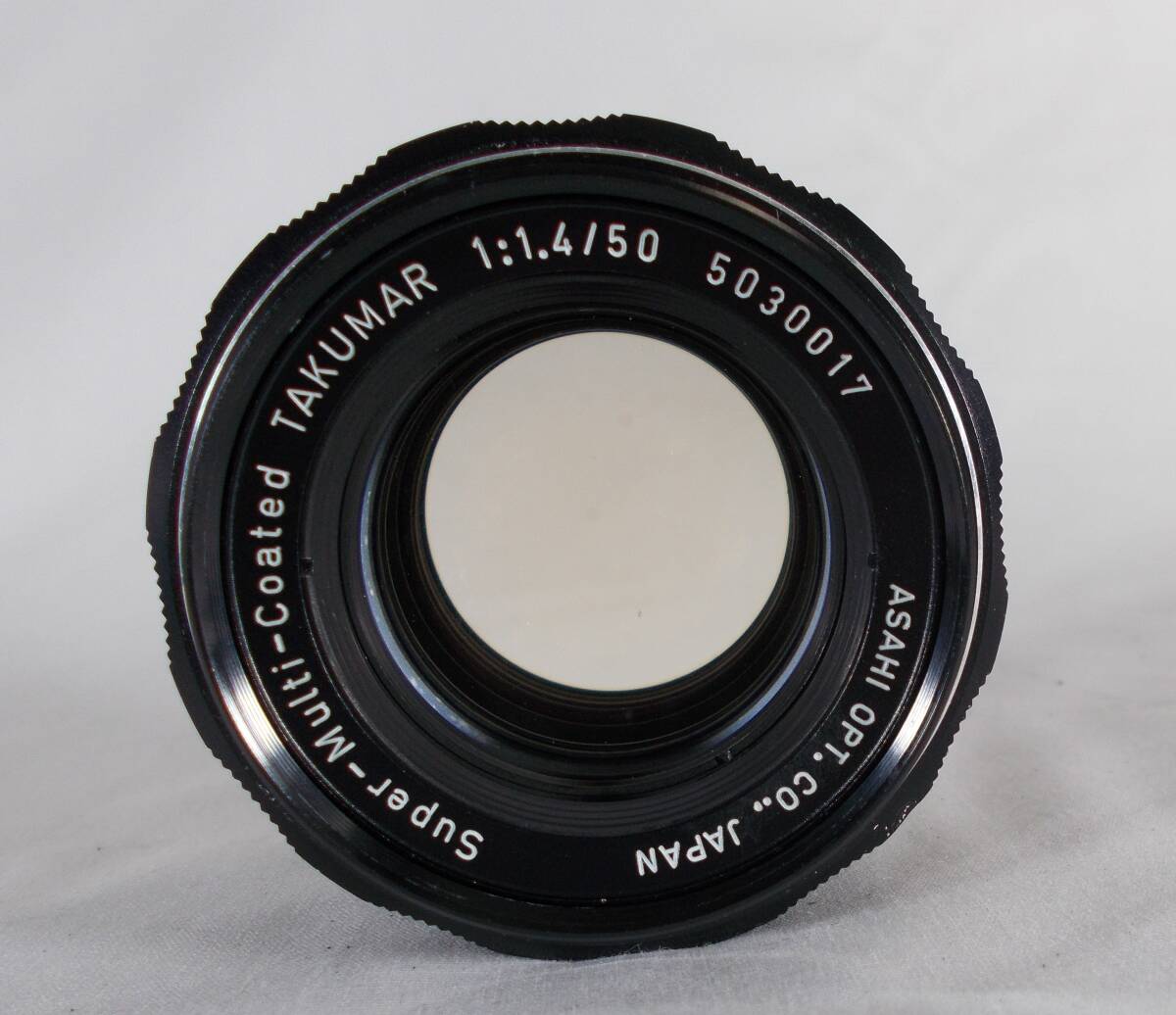フィルムカメラ 整備済 完動(dòng)品　Pentax SP　+ SMC Takumar f/1.4 50mm　P183