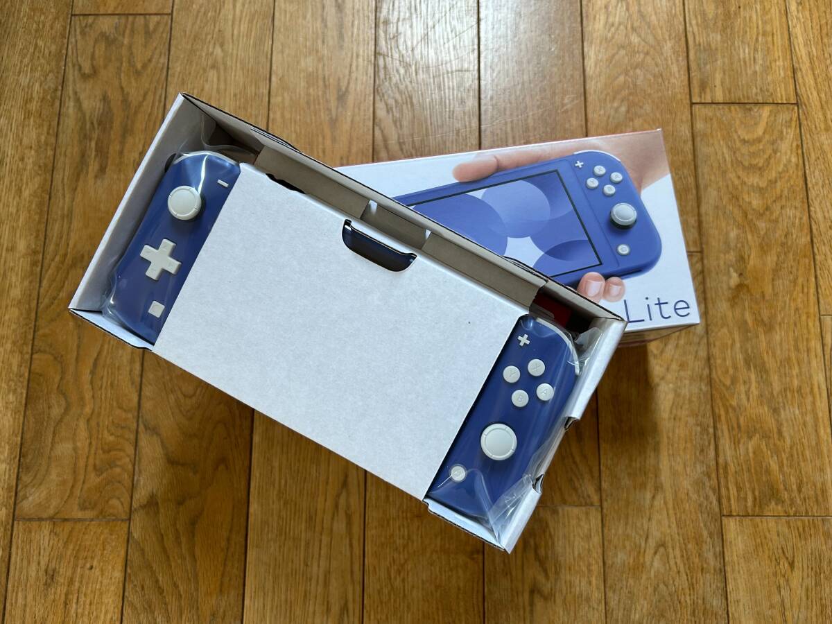 Nintendo Switch Lite【新品未使用】_画像2