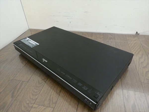 1TB☆12年☆シャープ/SHARP/AQUOS☆HDD/BDレコーダー☆BD-W1100☆リモコン付☆2番組同時録畫☆3D対応機 管SA8053