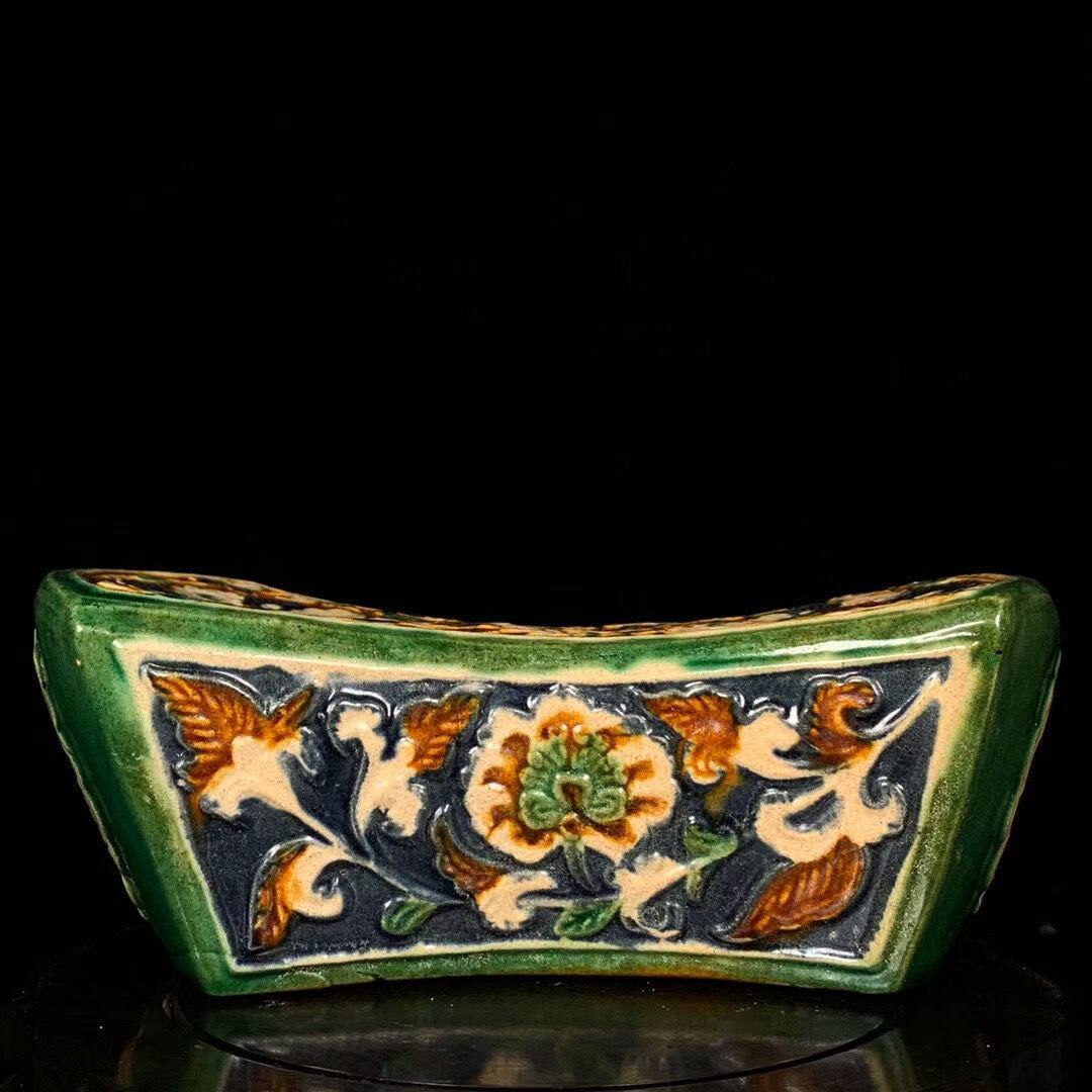 唐子の陶枕 中国陶磁器