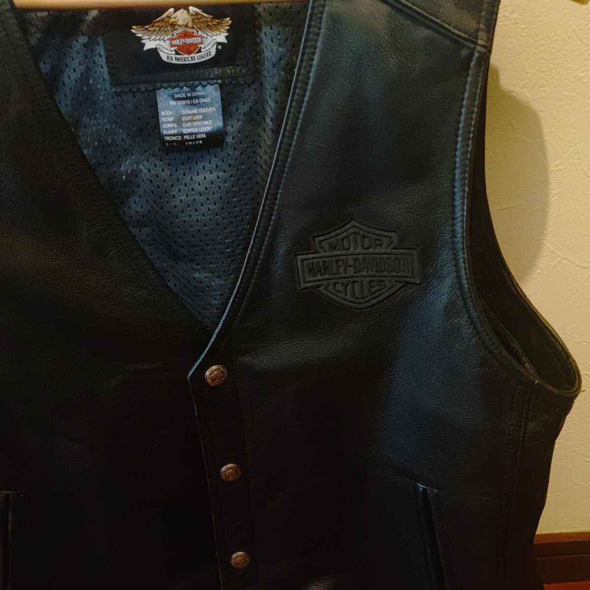 　シングルライダースジャケット ２XL　ハーレー純正レザーベスト L　使用回?cái)?shù)少　美品 スカル柄