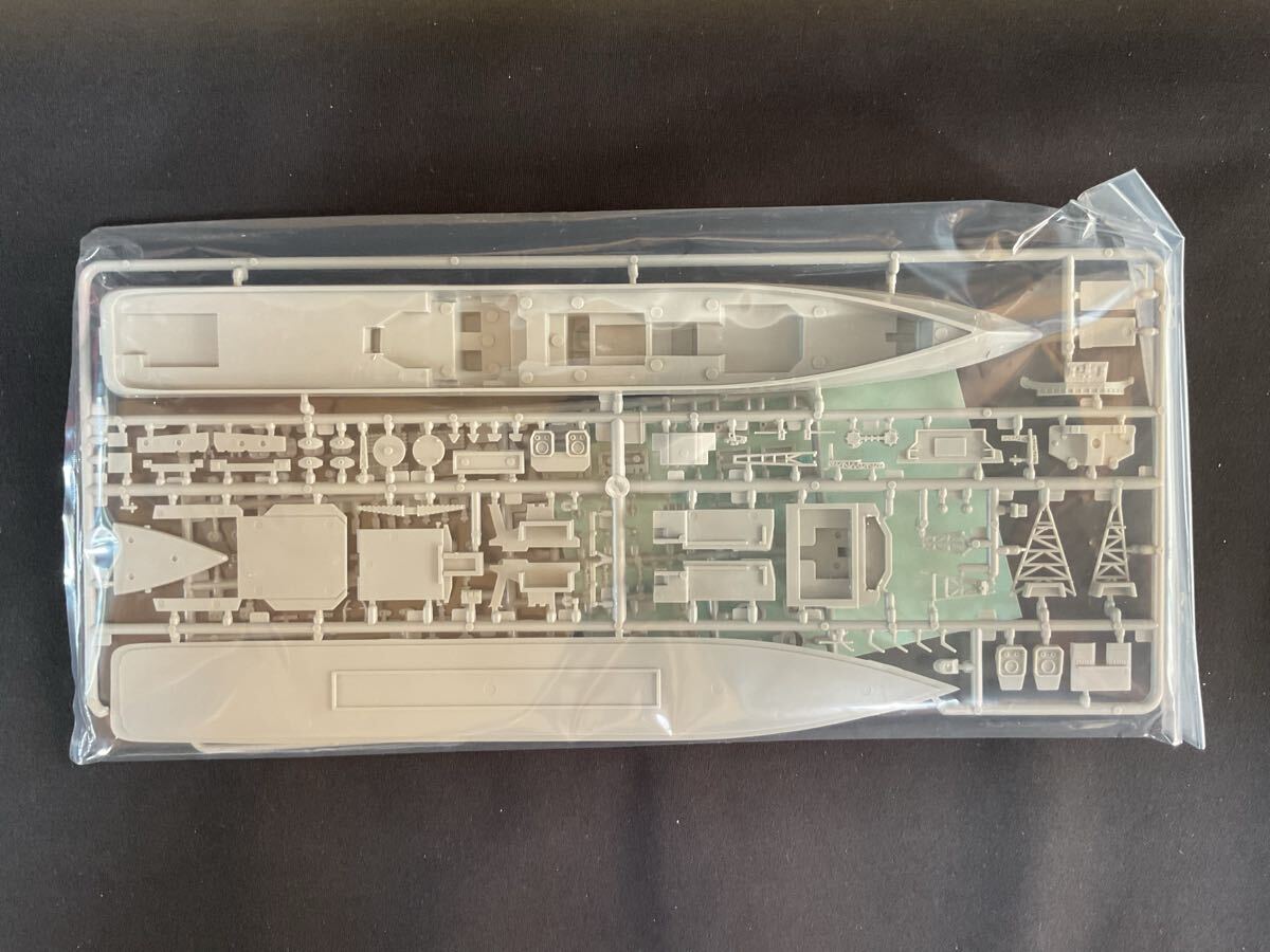 (B) 【A-591】ピットロード　1／700 ソビエト海軍ミサイル駆逐艦　アドミラル?ザハロフ プラモデル 未組立