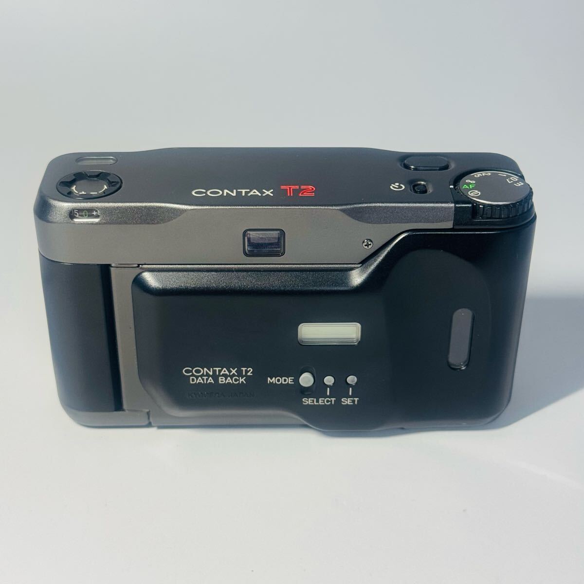 327★美品★ CONTAX T2 チタンブラック Carl Zeiss Sonner 38ｍｍ F2.8 T* コンタックス コンパクトフィルムカメラ 