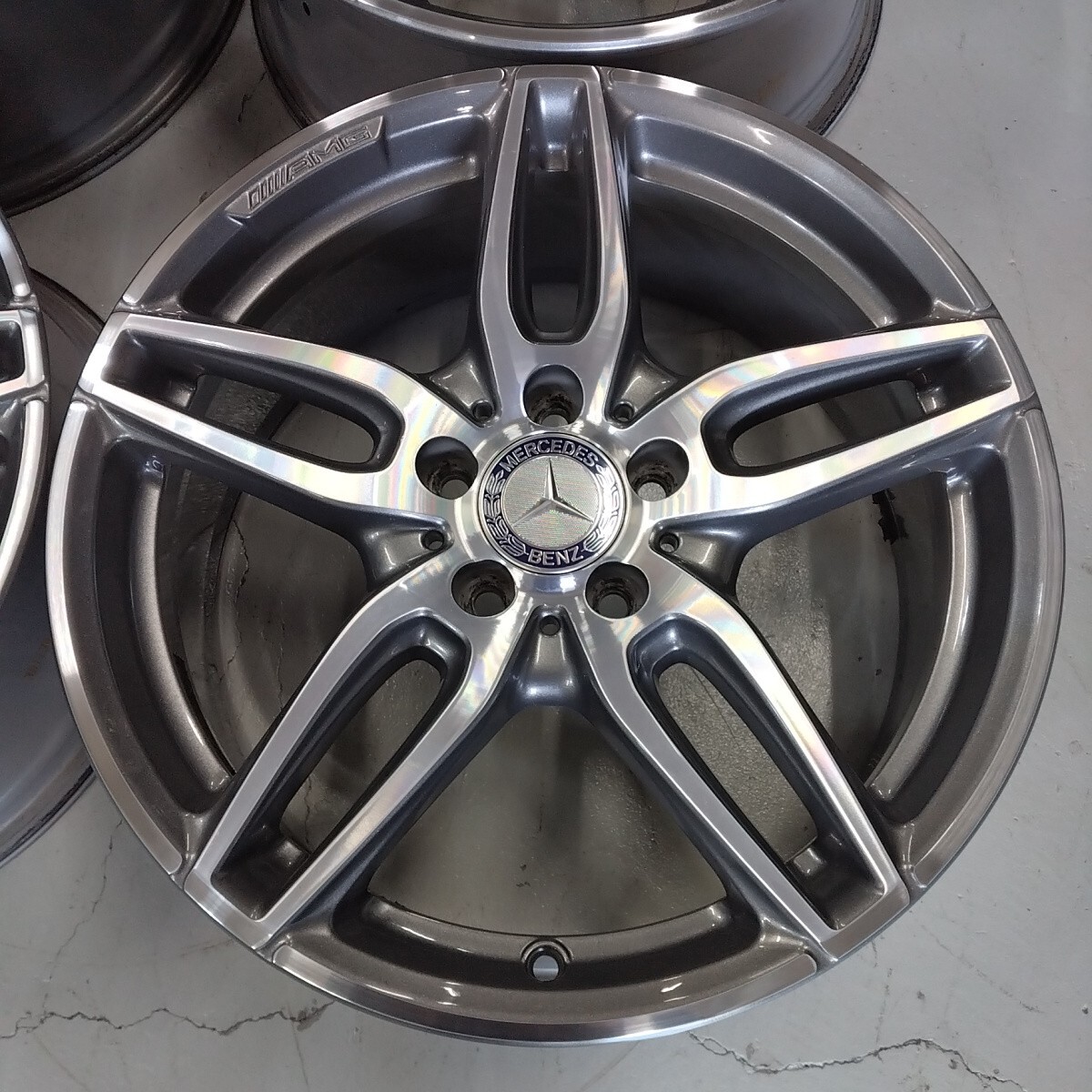 ☆メルセデス・ベンツ純正☆ＡＭＧ　５ツインスポークデザイン★後期モデル★Ａクラス　W176　CLA　W117　Bクラス　W246　W245 ホイール4本_画像8