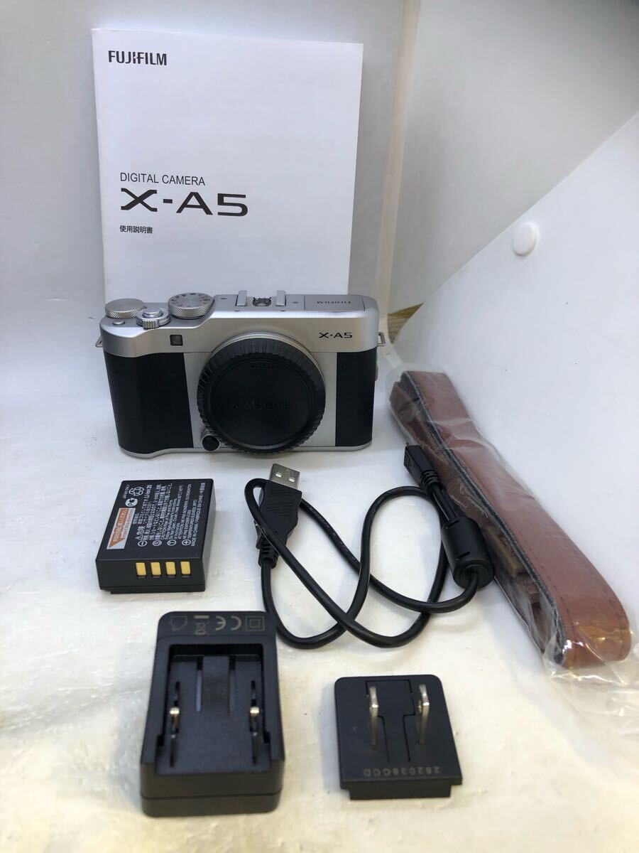 ★良品★安心動作保証付き★ FUJIFILM 富士フイルム X-A5 1円?