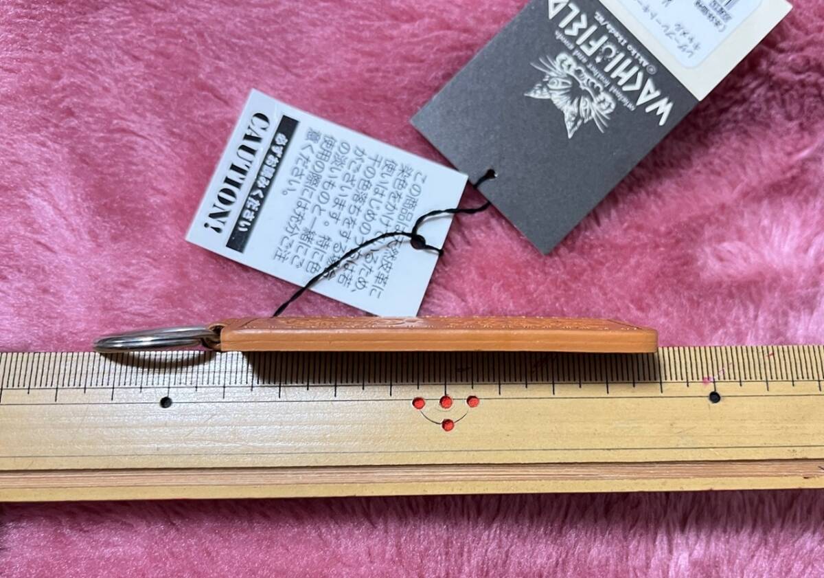 未使用品　ダヤン　キーホルダー　本革制　袋ナシ　WACHI FIELD レザープレートキーホルダー　キャメル色
