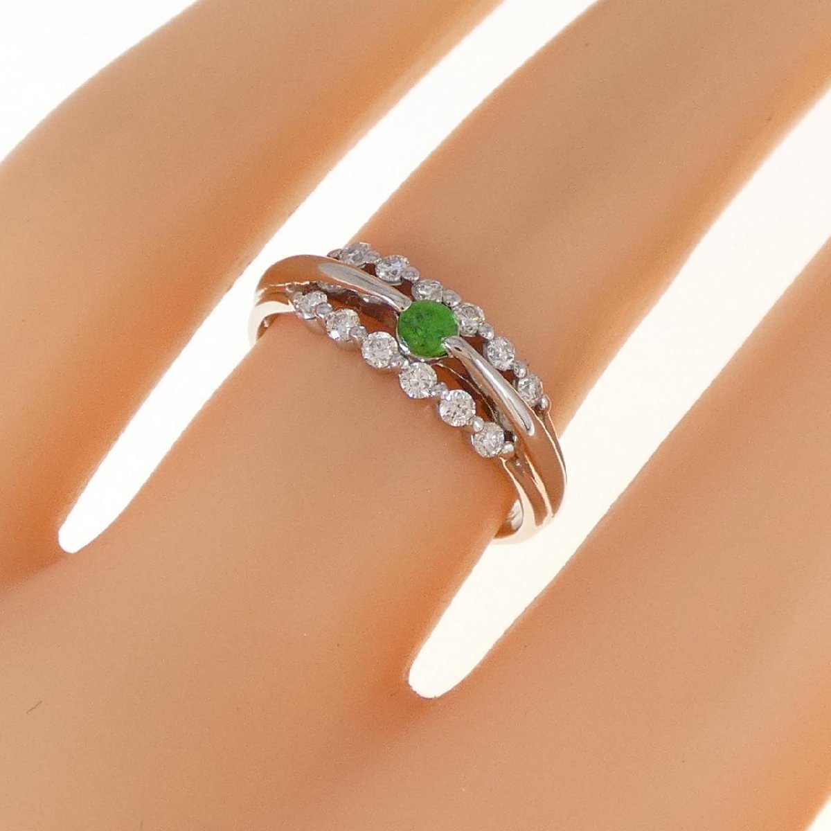 PT900 デマントイドガーネット リング 0.11CT