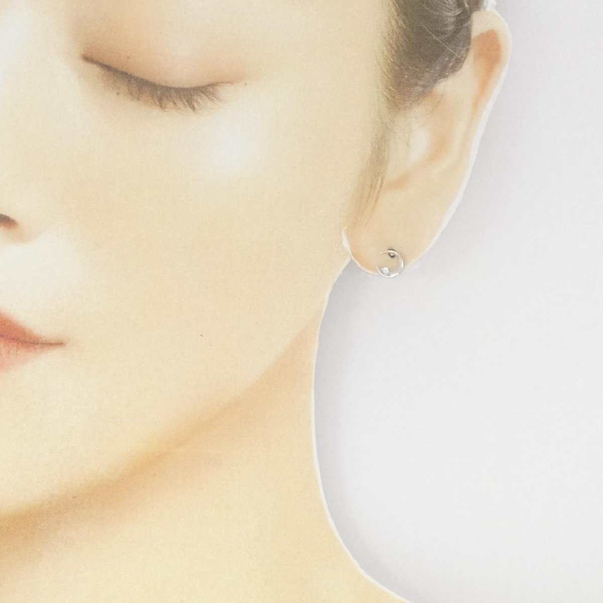 スタージュエリー ムーン ダイヤモンド ピアス 0.02CT