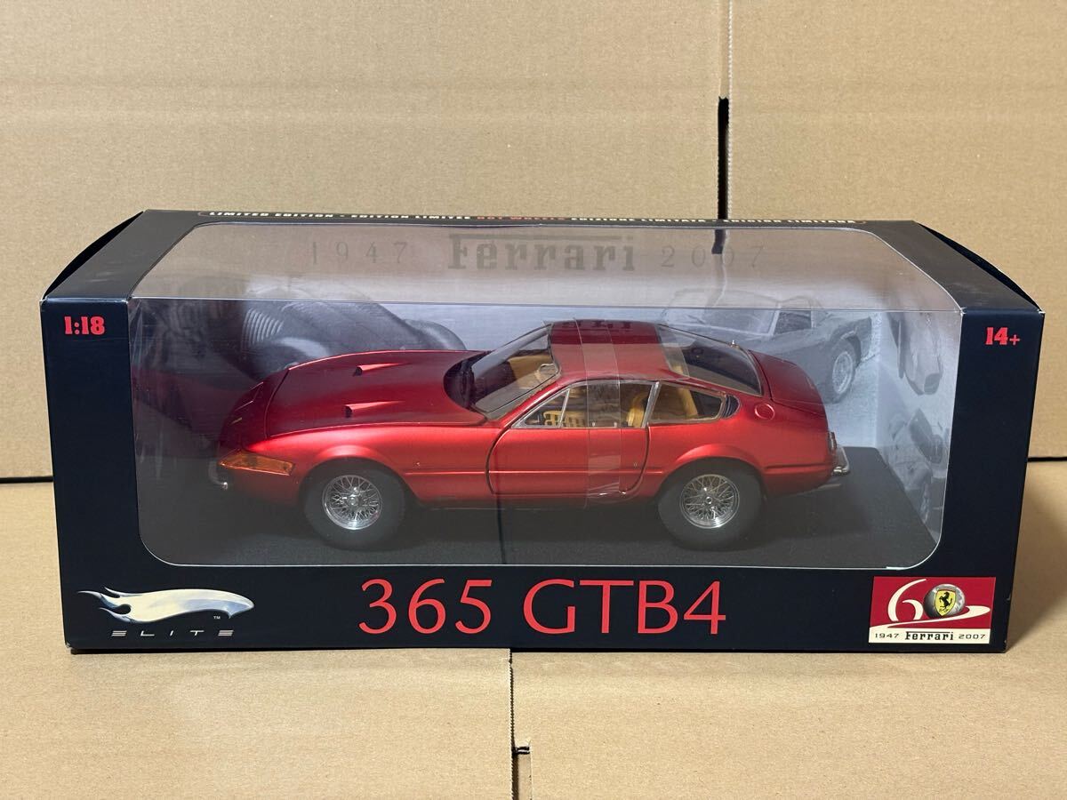 ホットウィールFerrari 365 GTB/4 1/18 未開封