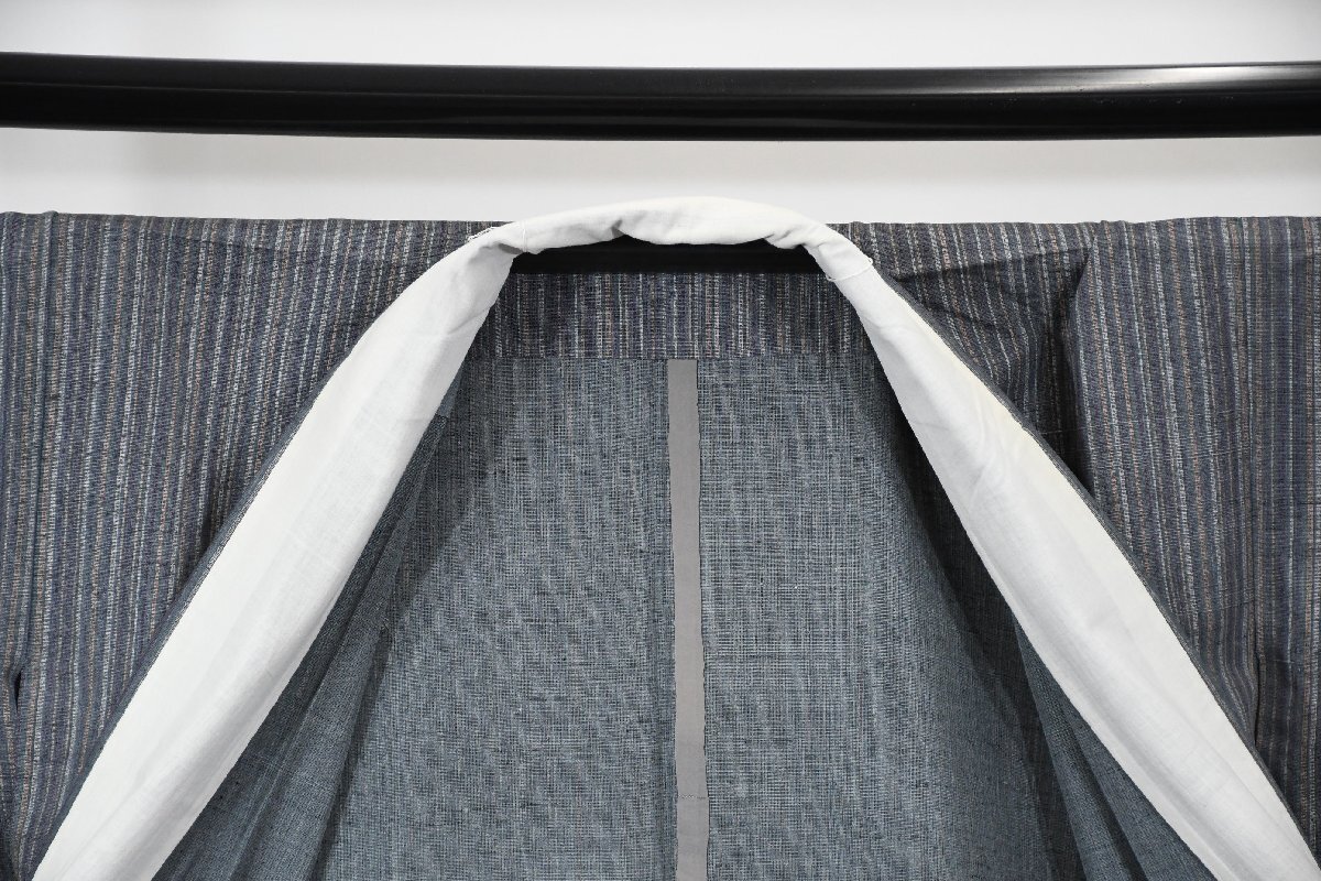 紬 つむぎ 縞々 正絹 単衣 身丈154cm 裄丈66cm ★着物 pb-3728 桜庭呉服店_画像9