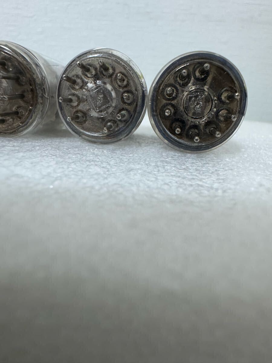 TELEFUNKEN ECC83/12AX7 ダイヤマーク付き 真空管 4本 Amazon.co