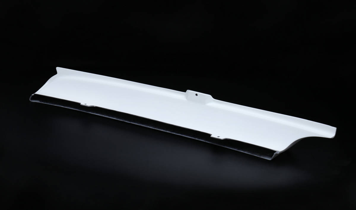 【326POWER】 NISSAN S15SILVIA センターアタッチメント 純正オプション装着車用 ドレスアップ リア ★新品・即決・日本製★_画像2