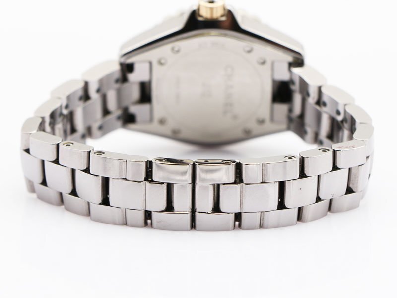 【 シャネル CHANEL 】 腕時(shí)計(jì) J12 H4197 クロノマティック ゴールドベゼル PG/チタンセラミック クォーツ レディース 保 箱 新著 70200-3