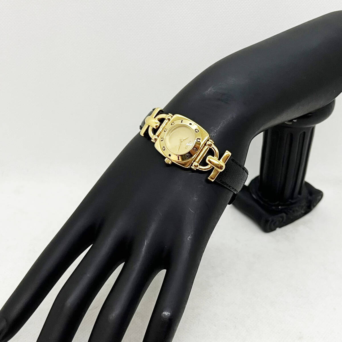 1円～★GUCCI グッチ 6300L ホースビット 腕時(shí)計(jì)★電池交換済み 稼働品 動(dòng)作品 QZ クォーツ ゴールドカラー レディース ウォッチ F2303