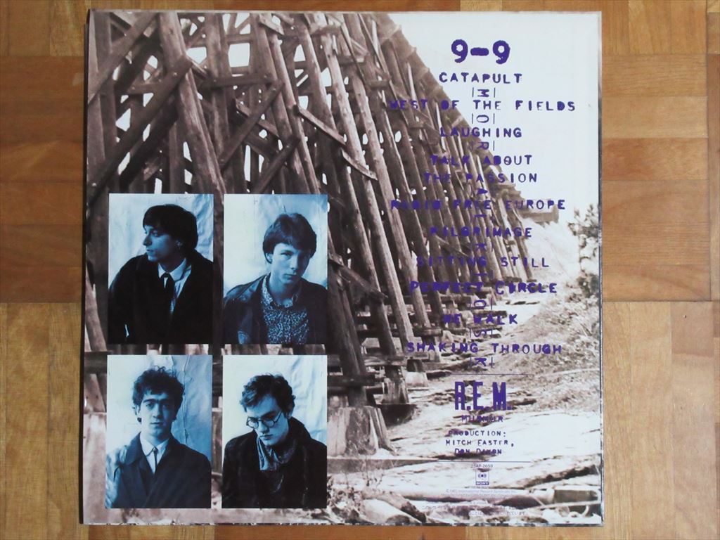 R.E.M.／マーマー Chronic Town (CBS/Sony 25AP 2659) 國內(nèi)盤