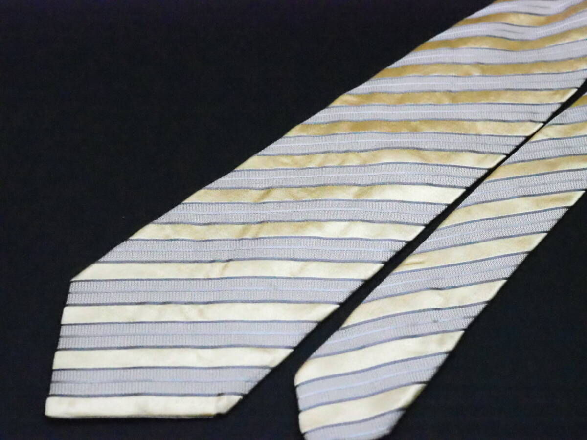 美品【GIORGIO ARMANI ジョルジオアルマーニ】 E2460 黃ゴールド系 SILK ブランド ネクタイ 古著 良品