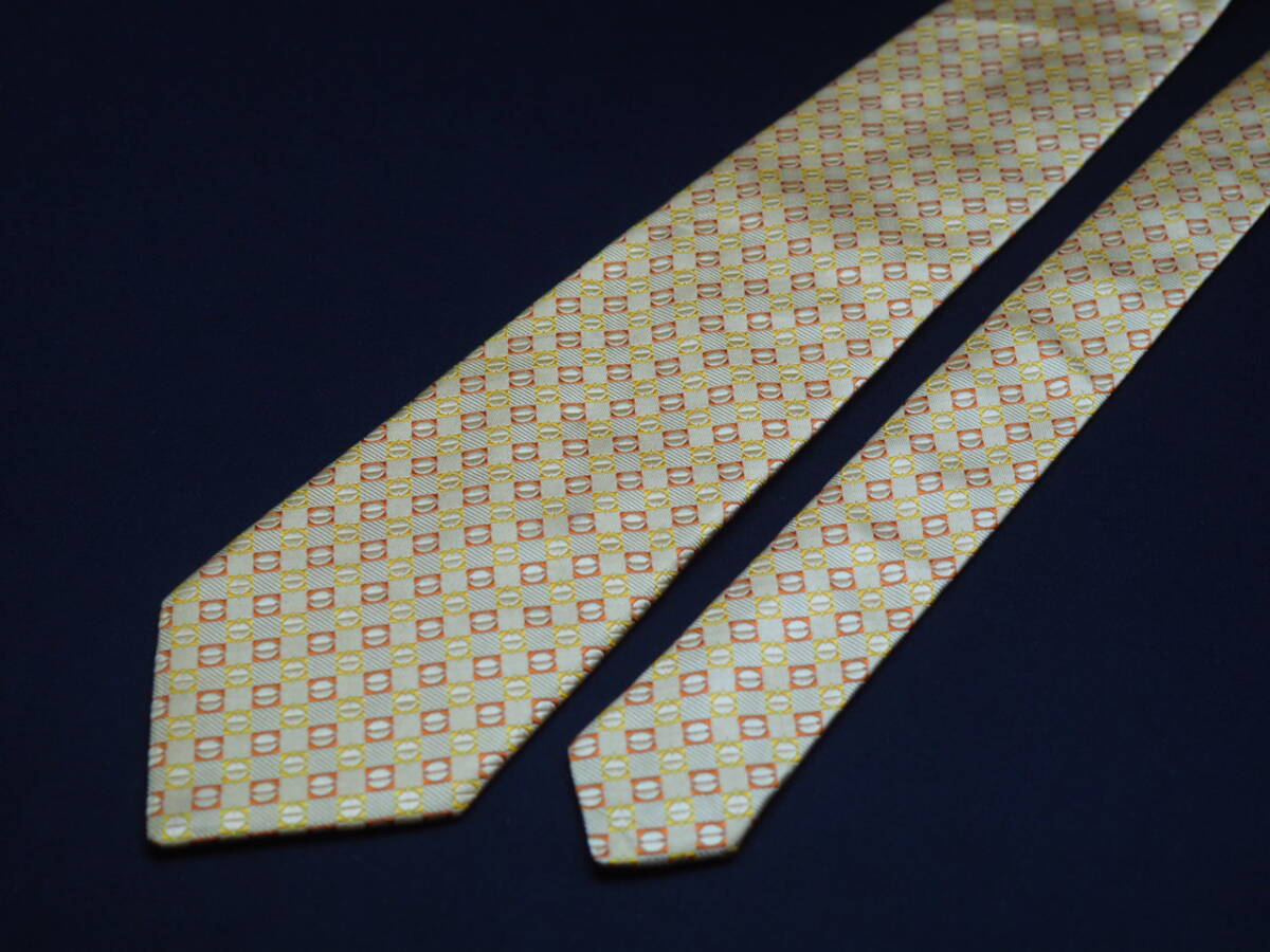 美品【HUGO BOSS ヒューゴ ボス】 E2900 黄ゴールド SILK ブランド ネクタイ 古着 良品_画像3