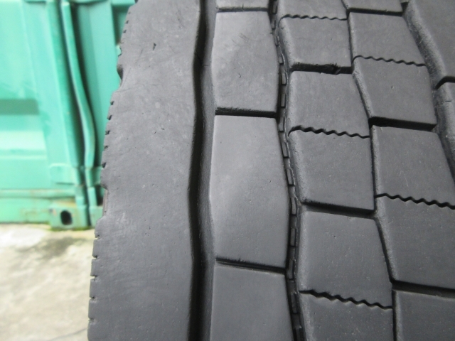 ☆245/70R19.5 ダンロップ 在庫1本 屋內(nèi)保管品 H473☆