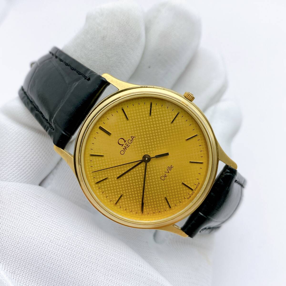 【稼働】美品 オメガ OMEGA デビル DEVILLE メンズ 腕時計 クオーツ QZ ゴールド ラウンド シャンパン 3針 1417 ヴィンテージ 動作 y7