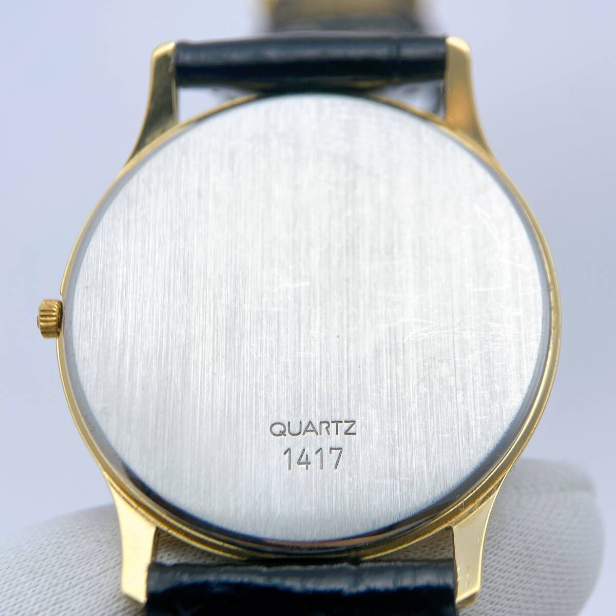 【稼働】美品 オメガ OMEGA デビル DEVILLE メンズ 腕時計 クオーツ QZ ゴールド ラウンド シャンパン 3針 1417 ヴィンテージ 動作 y7