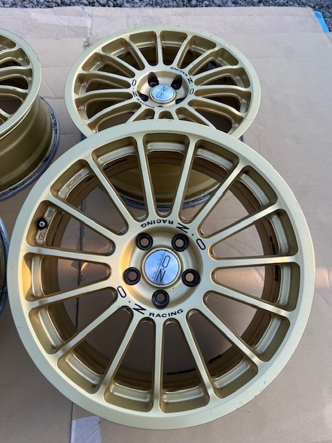  б/у колесо 4 шт. комплект OZ RACING 17×7JJ+48 PCD100 б/у колесо 4 шт. комплект OZ RACING 17×7JJ+48 PCD100