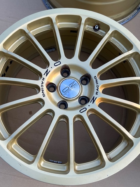  б/у колесо 4 шт. комплект OZ RACING 17×7JJ+48 PCD100 б/у колесо 4 шт. комплект OZ RACING 17×7JJ+48 PCD100