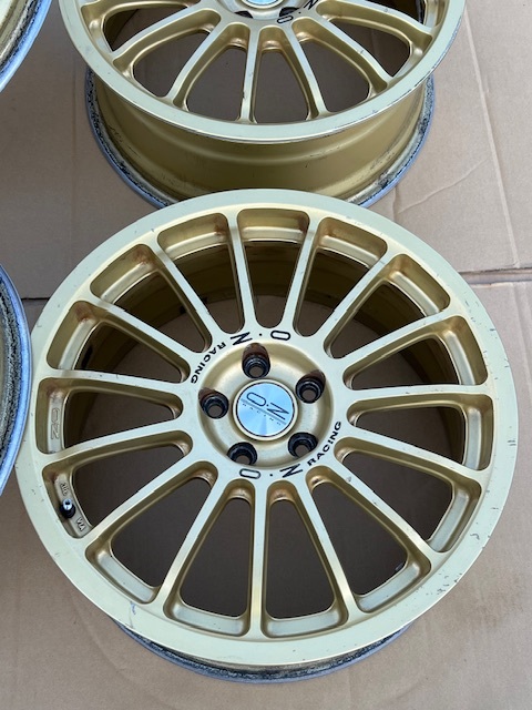  б/у колесо 4 шт. комплект OZ RACING 17×7JJ+48 PCD100 б/у колесо 4 шт. комплект OZ RACING 17×7JJ+48 PCD100
