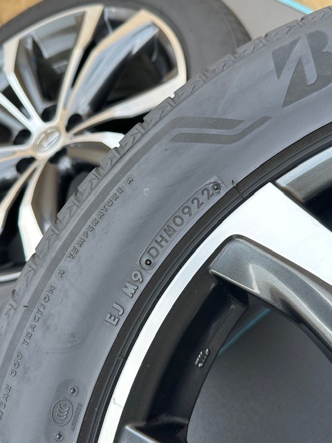 レクサス RX バージョンL 純正 20インチ 8J +30 PCD114.3 NX ハリアー RAV4 レクサス RX 純正 ハリアー 235/55/20)