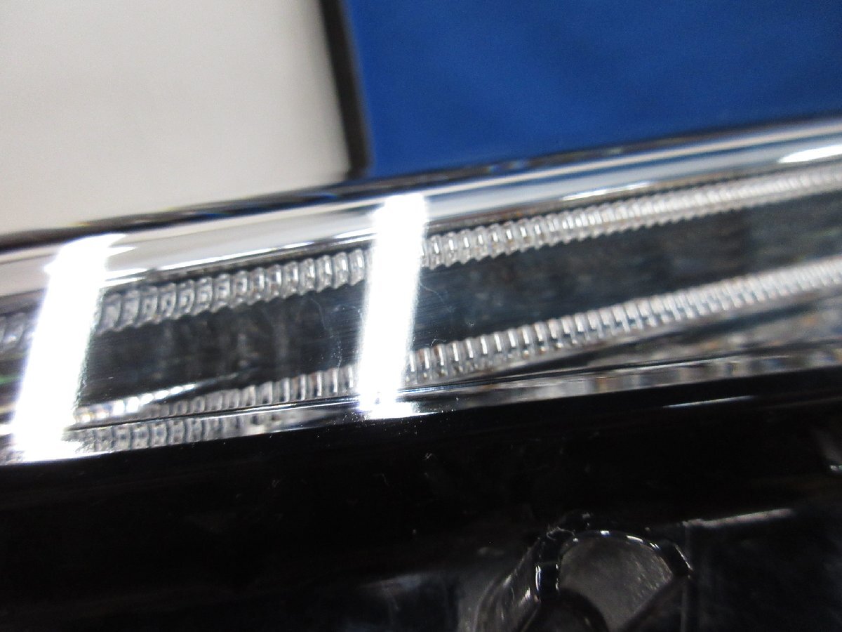 レクサス　UX250h/UX200　MZAA10/MZAH10　左ライト/左ヘッドライト　3眼LED　純正　KOITO　76-49　【ナ】　511111